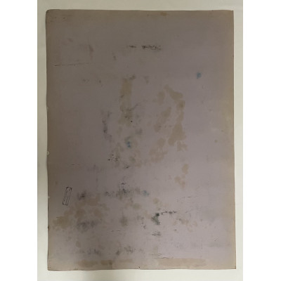 Сидящая девушка в красном